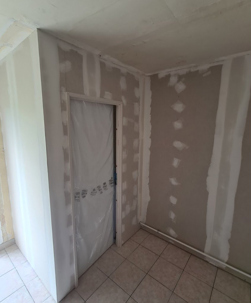 Pose placo août 2024